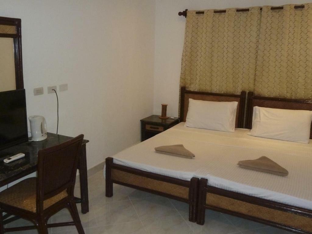 Resort Alona Vida 3*